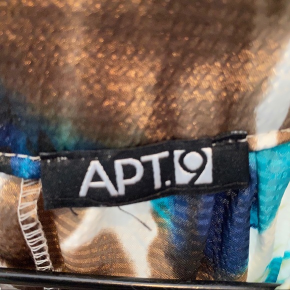 Apt 9 sz large, unique tank beautiful colors! - Picture 3 of 6